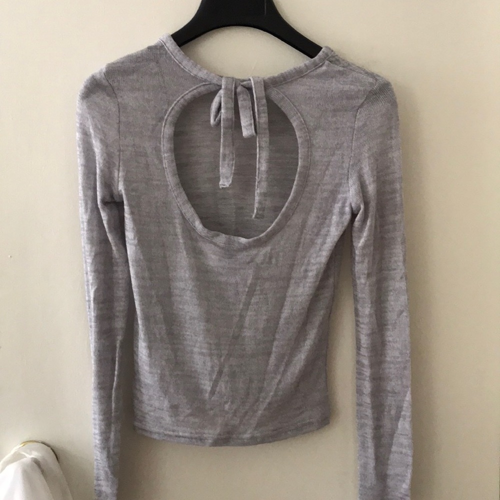 H&M Divided Grey Top / Poly